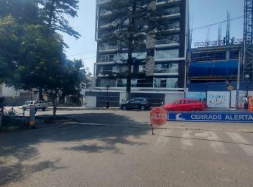 Departamento de 3 habitaciones, Lima · "Duplex, con Vista Al Mar, Semi Amoblado"
