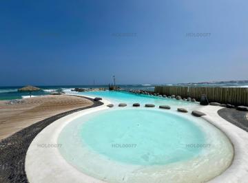 Casa de playa · 295m² · 5 Dormitorios · Venta Moderna Casa Playa Escondida. Km. 35 Pan. Sur