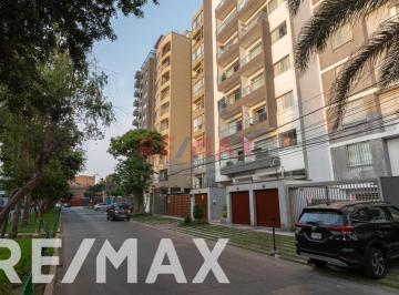 Departamento · 82m² · 3 Dormitorios · Venta de Exclusivo Departamento Cerca de Aurora, Urb. Barrio Medico, Surquillo