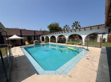 Casa de 5 habitaciones, Lima · Casa en Esquina con Gran Terreno, Piscina, Jardines y Vista Al Mar