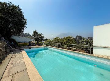 Casa · 474m² · 5 Dormitorios · 2 Estacionamientos · Se Vende Linda Casa de Ensueño en Urb. Rinconada Alta, La Molina!