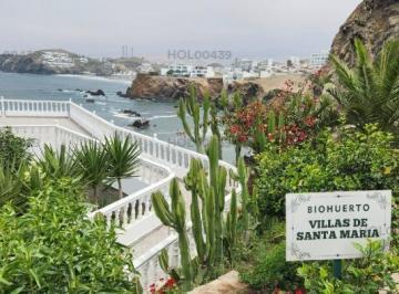 Casa · 500m² · 8 Dormitorios · 4 Estacionamientos · Alquilo Bella Casa de Playa en Calle Santa María Km 50, Fila 1, Santa María del Mar.