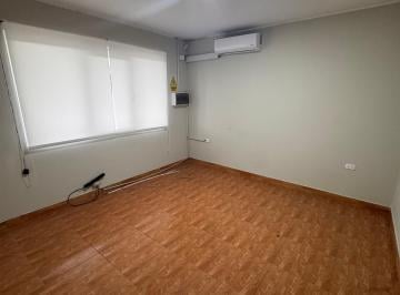 Oficina comercial de 4 habitaciones, Lima · Oficina / Local 140 m² – Av República de Panamá 6553 – Ingreso Independiente