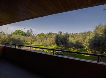 Departamento · 290m² · 3 Dormitorios · 2 Estacionamientos · Hermoso Flat de 290 m² con Vista Al Parque El Olivar