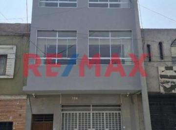 Local comercial · 180m² · Local Comercial de 3 Niveles + Terraza en Huaral – Excelente Ubicación