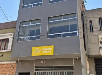 Local comercial · 180m² · Local Comercial de 3 Niveles + Terraza en Huaral – Excelente Ubicación