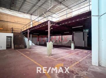 Nave industrial · 604m² · 2 Estacionamientos · Alquiler de Local Industrial o Amacen en Santiago 604 m²