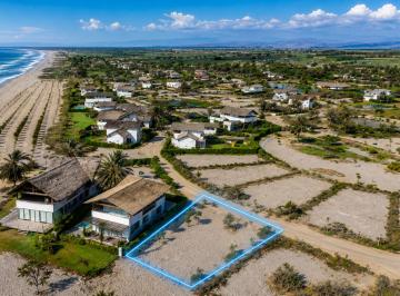 Terreno / Lote , Chincha · Terreno en Venta en Playa Baja – ¡Invierte a 2.5 Hrs de Lima!