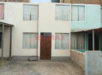 Casa · 44m² · 2 Dormitorios · 1 Estacionamiento · Casa con Ampliación en Residencial San Francisco - Huanchaco
