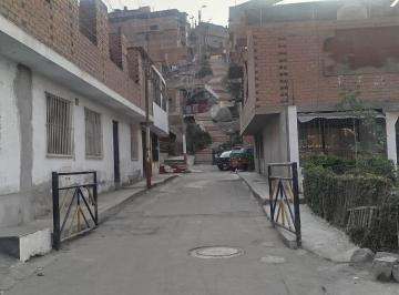 Terreno / Lote · 120ha · Venta de Terreno en San Juan de Lurigancho 120 m²