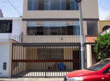 Casa de 3 habitaciones, Lima · Venta de Hermoso Departamento de 109.46 m² en La Exclusiva Urb. de Los Cedros de Villa - Chorrillos