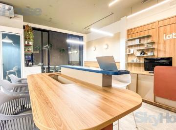 Oficina comercial · 10m² · Alquila Tu Espacio en Sala de Coworking en Barranco con Diseño de Autor