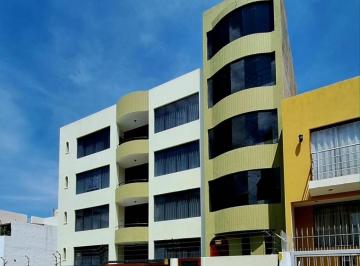 Departamento de 3 habitaciones, Arequipa · Departamento con Vista Envidiable en Venta, Cayma