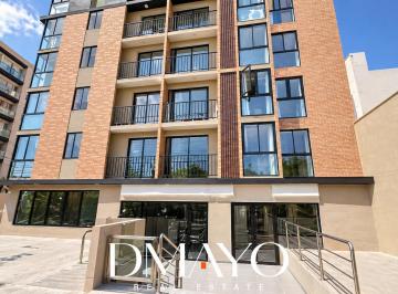 Local comercial · 155m² · Local Estratégico en San Miguel – Debajo de Edificio de 20 Pisos y Frente a Parque