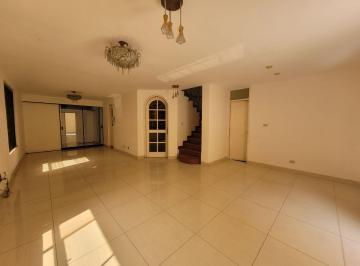 Casa de 4 habitaciones, Lima · Vivienda/negocio o Mixto. a Pasos de San Isidro y Miraflores - 2 Pisos - Zona Residencial