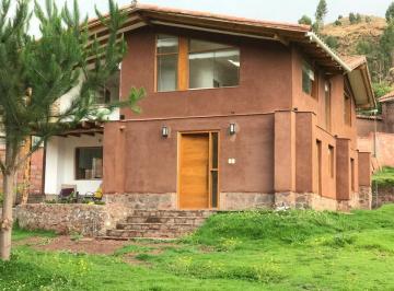 Casa de campo de 3 habitaciones, Cusco · Alquiler Casa de Campo Cusco | Terrazas | Jardines | 3 Dorm. | 2 Baños | Sala de Estar