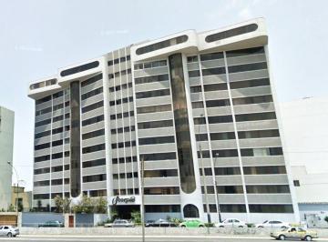 Departamento de 3 habitaciones, Lima · Departamento en Venta en Barranco, Limite con Miraflores