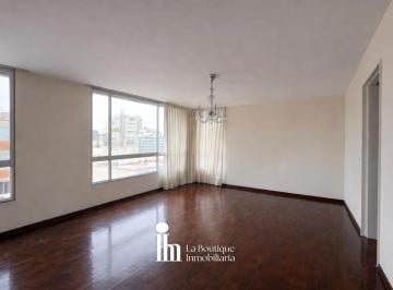 Departamento de 3 habitaciones, Lima · Amplio Departamento de 208 m² con 3 Habitaciones en Venta y Alquiler en Miraflores