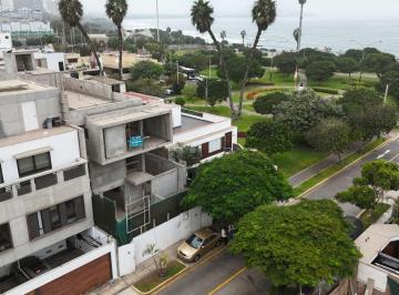 Casa de 4 habitaciones, Lima · Casa en Venta en Casco| 3 Terrazas | Vista Al Mar| Ascensor