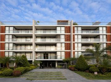 Departamento de 3 habitaciones, Lima · Vendo Departamento de 174.26 m² en Surco Urb El Derby