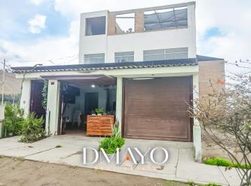 Casa · 265m² · 4 Dormitorios · 2 Estacionamientos · Venta de Casa y Restaurante en Pachacamac