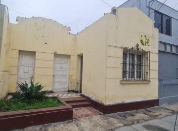 Casa de 8 habitaciones, Callao · Casa / Terreno 380 m² Incluye 4 Departamentos