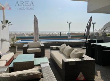Casa · 204m² · 4 Dormitorios · 2 Estacionamientos · Casa de Playa | 1era Fila | Piscina | Lomas de Mar