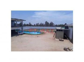 Terreno / Lote · 875m² · Venta de Terreno de 875 m² con Piscina de 75 m² en Quilmaná