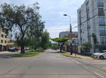 Departamento de 4 habitaciones, Lima · Dúplex en Venta - Surco C/terraza, Parrilla y Aires, Cerca Óvalo Higuereta, 4 Dorm. + 2 Cocheras