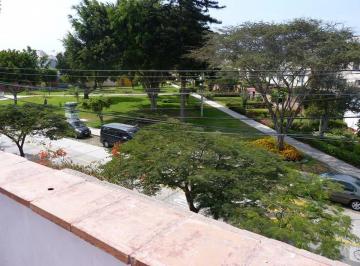 Casa de 6 habitaciones, Lima · Ocasión Casa en Alquiler: Surco Frente a Hermosos Parque, Ideal Para Familias, Ongs, Etc.
