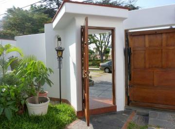 Casa de 6 habitaciones, Lima · Ocasión Casa en Alquiler: Surco (Límite Miraflores y Barranco), Ideal Para Familias, Ongs, Etc.