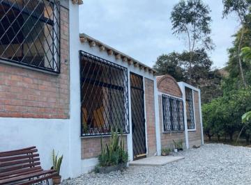 Casa de campo de 3 habitaciones, Huaral · Casa de Campo de 120 m² en Propiedad de 1245 m² Dentro de Condominio Cerrado