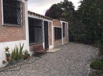 Casa de campo de 3 habitaciones, Huaral · Casa de Campo de 115 m² en Propiedad de 1245 m² Dentro de Condominio Cerrado