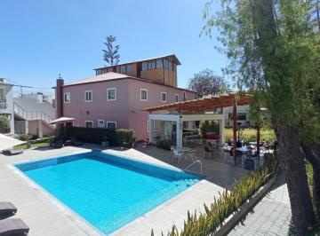 Hotel de 25 habitaciones, Arequipa · Se Vende Amplio Hotel en Vallecito