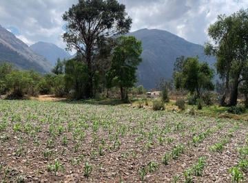 Terreno / Lote , Urubamba · ¡Terreno en Venta en Zona Estratégica – Valle Sagrado de Los Inkas!