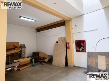 Local comercial · 493m² · 1 Estacionamiento · Local Comercial de 3 Pisos, en Ceres, Ate
