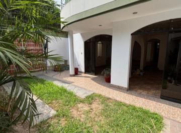 Casa de 4 habitaciones, Lima · Casa Familiar en Venta en Mayorazgo 4ta Etapa | 5 Dorm., Jardín Cochera y Excelente Ubicación