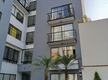 Departamento de 3 habitaciones, Lima · Venta de Departamento en Miraflores Coronel Inclan Cdra 8