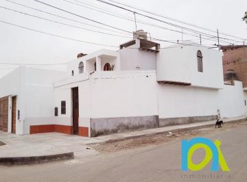 Casa de 5 habitaciones, Lima · Venta de Casa 2 Pisos en Esquina Jr Libertad y Francia Nuevo Lurin Km 40// Lurin