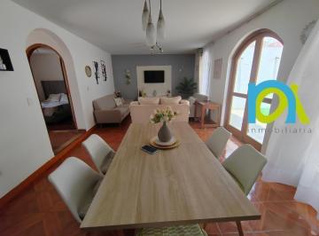 Casa · 172ha · 5 Dormitorios · 1 Estacionamiento · Venta de Casa 2 Pisos en Esquina Jr Libertad y Francia Nuevo Lurin Km 40// Lurin