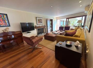 Casa de 3 habitaciones, Lima · Casa con 1080 m² de Terreno, 3 Dorm. en Alquiler en Camacho