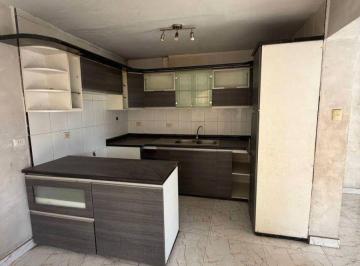 Casa de 21 habitaciones, Lima · Venta de Casa en San Juan de Lurigancho