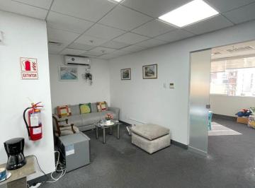 Oficina comercial , Lima · Moderna Oficina en Edificio Corporativo. Lista Para Operar!