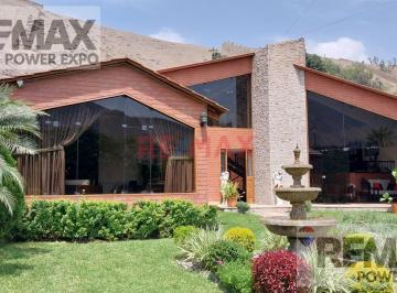 Casa · 506m² · 4 Dormitorios · 4 Estacionamientos · Se Vende Distinguida Residencia en La Molina