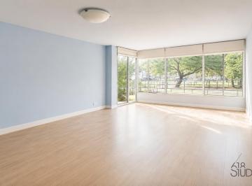 Departamento · 115m² · 2 Dormitorios · 1 Estacionamiento · Departamento con Potencial en Miraflores