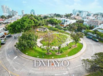 Departamento · 238m² · 3 Dormitorios · 2 Estacionamientos · Exclusivo Dúplex en San Isidro, 238 m² Frente a Parque, con Amplios Espacios y Entorno Tranquilo