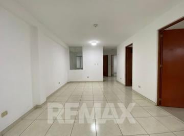 Departamento · 94m² · 3 Dormitorios · Venta de Departamento en Los Olivos 4to Piso