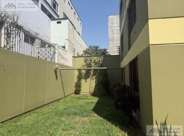 Casa · 300m² · 5 Dormitorios · 2 Estacionamientos · Venta Casa en Surco (- 1)