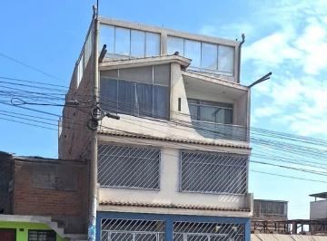 Casa de 5 habitaciones, Lima · Oportunidad Única Villa El Salvador Casa de 3 Pisos + Local Comercial en Av 200 Millas