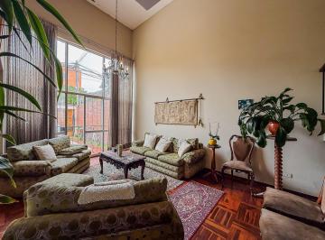 Casa · 206m² · 3 Dormitorios · 2 Estacionamientos · Venta Casa de 2 Pisos con Dos Cocheras - Surco
